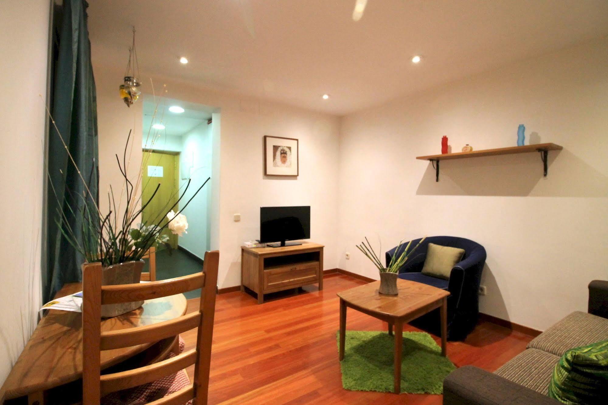 מדריד Prado Apartments מראה חיצוני תמונה