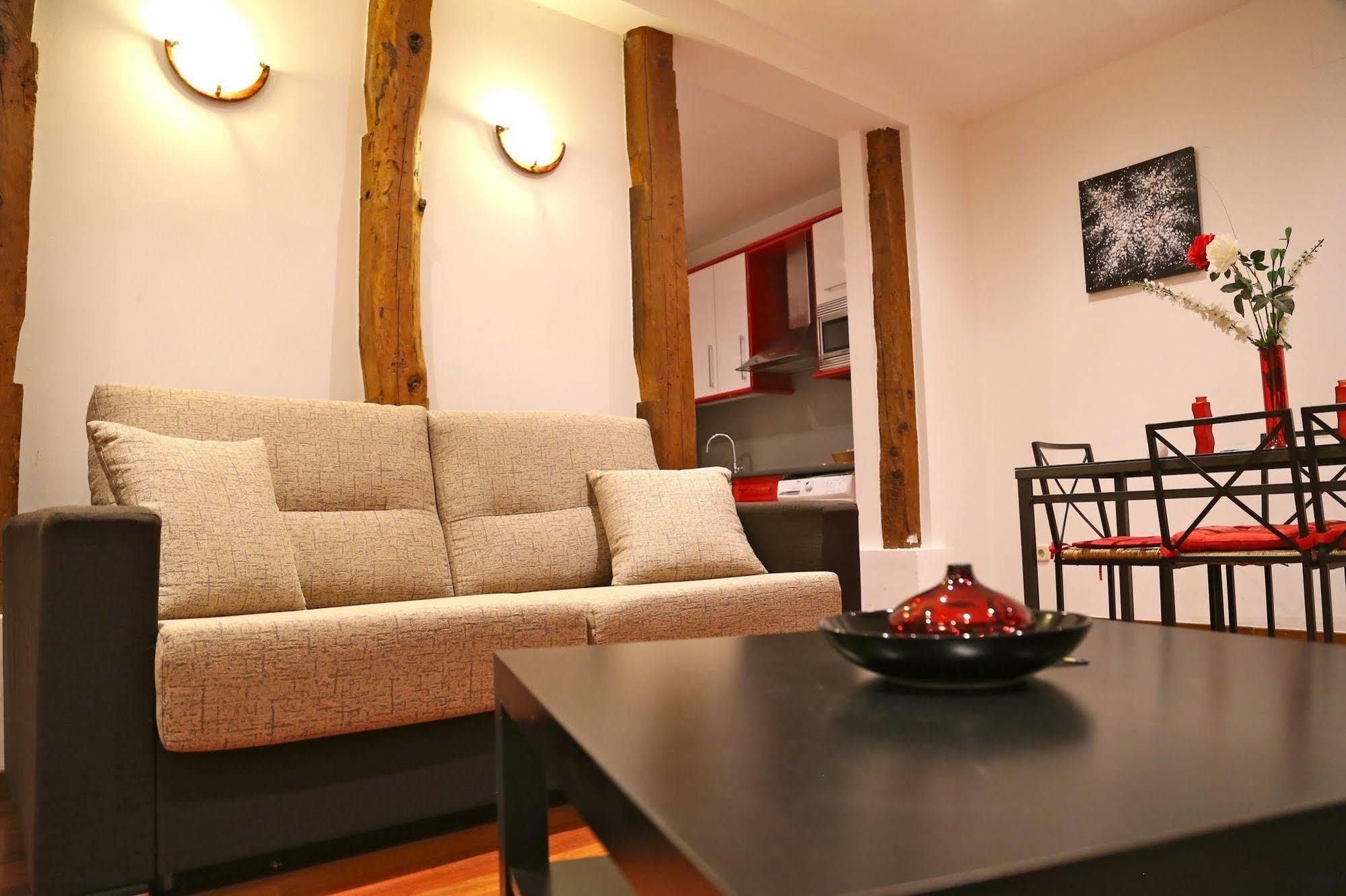 מדריד Prado Apartments מראה חיצוני תמונה