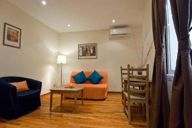 מדריד Prado Apartments מראה חיצוני תמונה